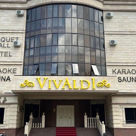Hotel Vivaldis Almaty Exterior foto